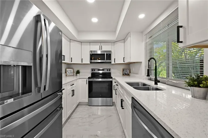 1614 Ne 6th Ter, Cape Coral, Florida 33909