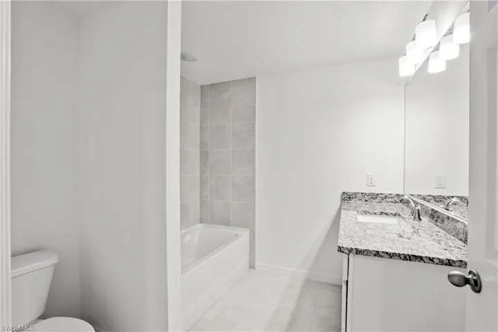 1907 NW 20th  AVE, Cape Coral, FL 33993