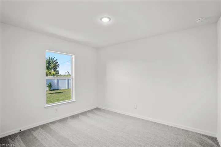1907 NW 20th  AVE, Cape Coral, FL 33993