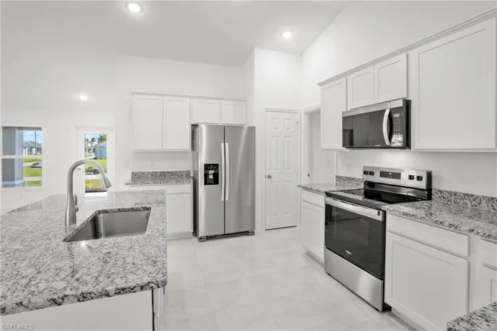 1907 NW 20th  AVE, Cape Coral, FL 33993
