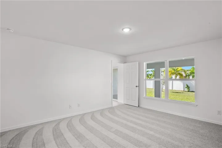 1907 NW 20th  AVE, Cape Coral, FL 33993
