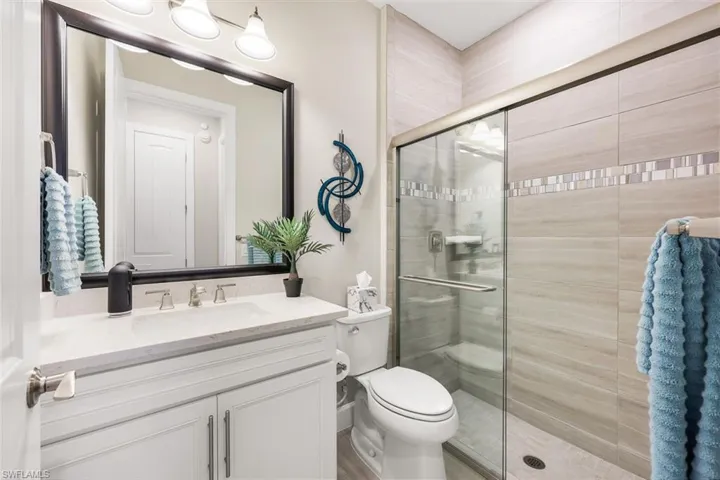 2nd Bathroom