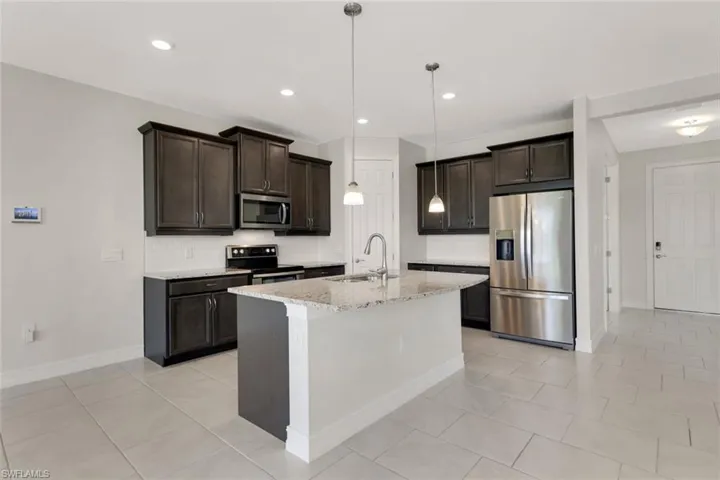 421 Coral Reef Pl, Cape Coral, Florida 33993