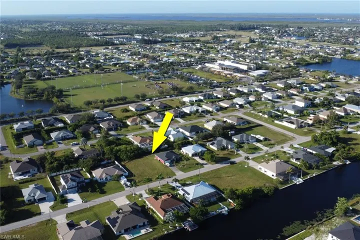 2712 Sw 2nd Ter, Cape Coral, Florida 33991