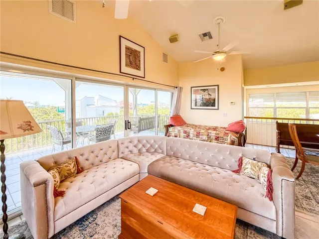 4510 Oyster Shell Dr, Upper Captiva, Florida 33924