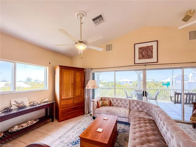4510 Oyster Shell Dr, Upper Captiva, Florida 33924