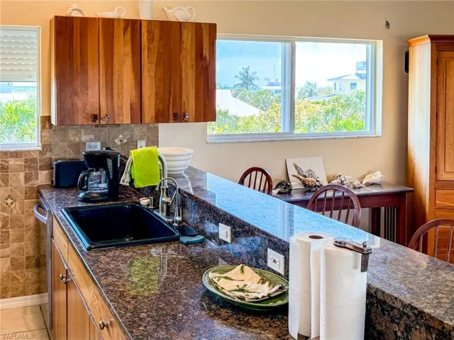 4510 Oyster Shell Dr, Upper Captiva, Florida 33924
