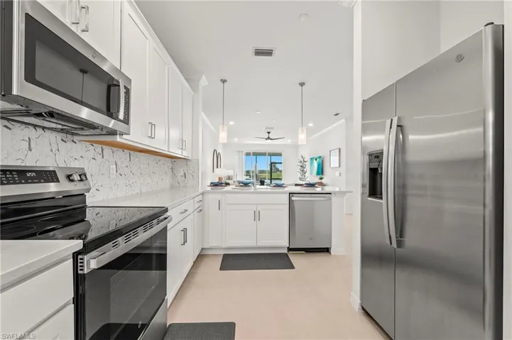 11751 Venetian Lagoon Dr 104, Fort Myers, Florida 33913
