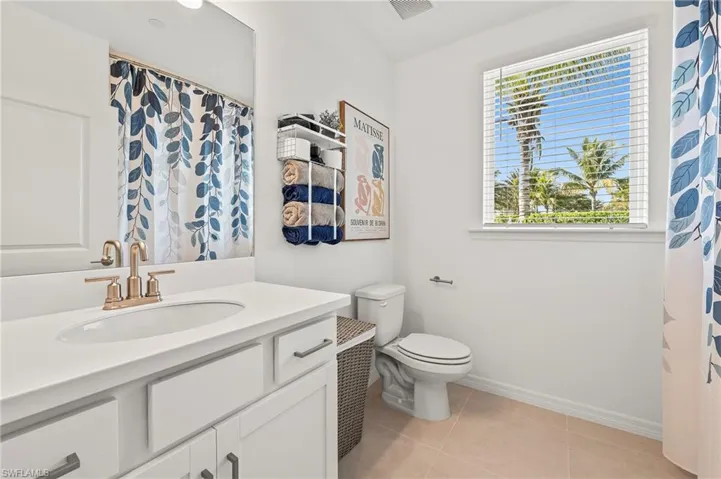 11751 Venetian Lagoon Dr 104, Fort Myers, Florida 33913