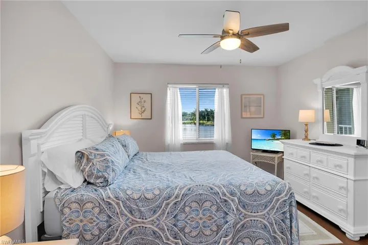 3675 Amberly Cir C207, Naples, Florida 34112