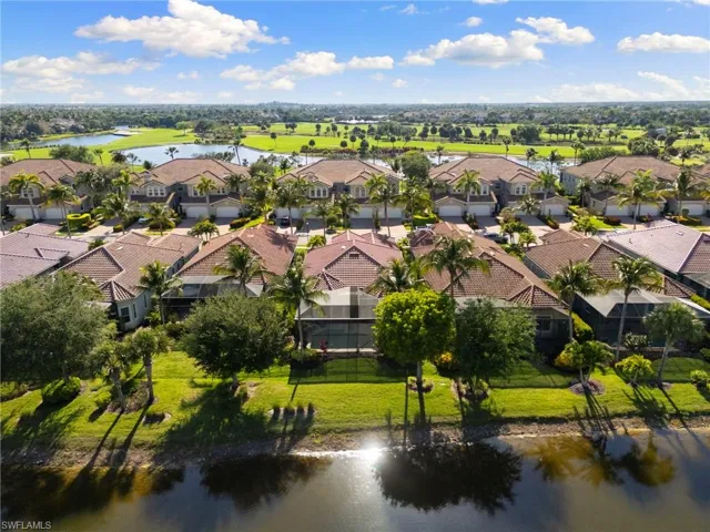 8960  Cherry Oaks  TRL, Naples, FL 34114