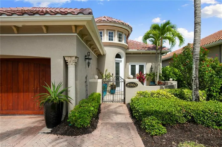8960  Cherry Oaks  TRL, Naples, FL 34114