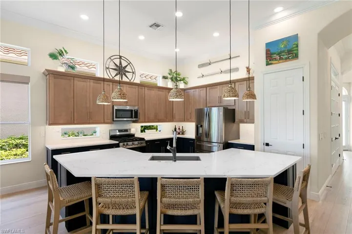 8960  Cherry Oaks  TRL, Naples, FL 34114