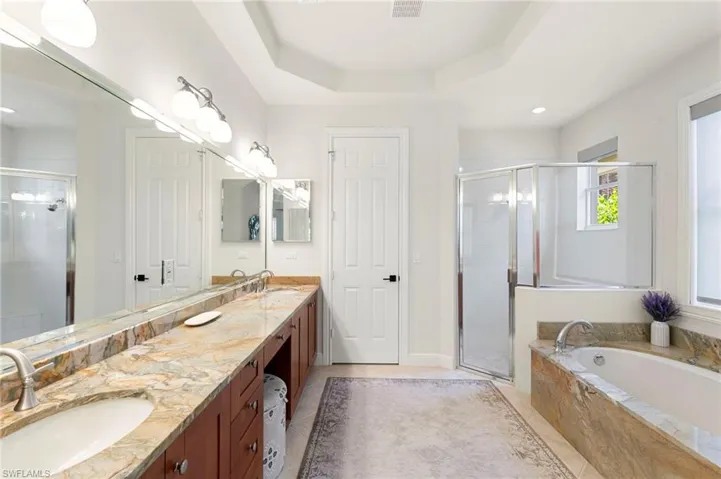 8960  Cherry Oaks  TRL, Naples, FL 34114