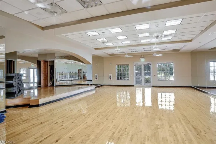 8960  Cherry Oaks  TRL, Naples, FL 34114