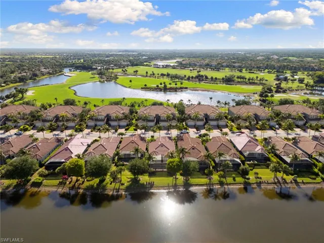 8960  Cherry Oaks  TRL, Naples, FL 34114