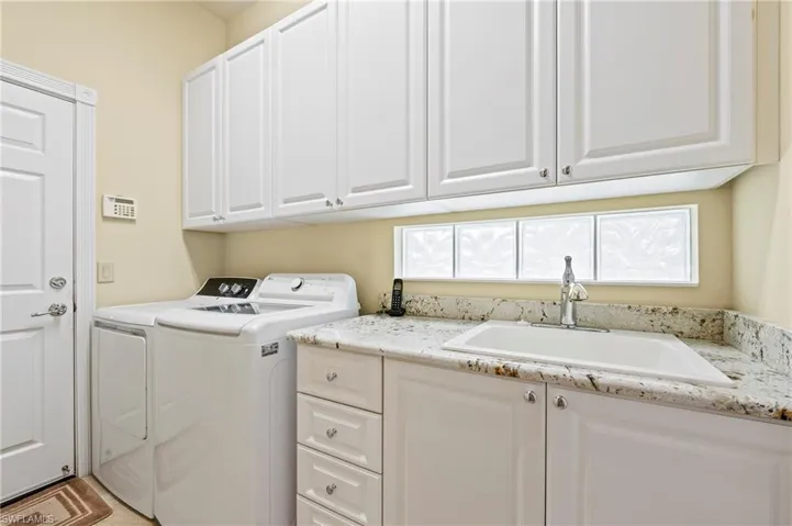 28864 Yellow Fin Trail Bonita Springs FL 34135 - Laundry