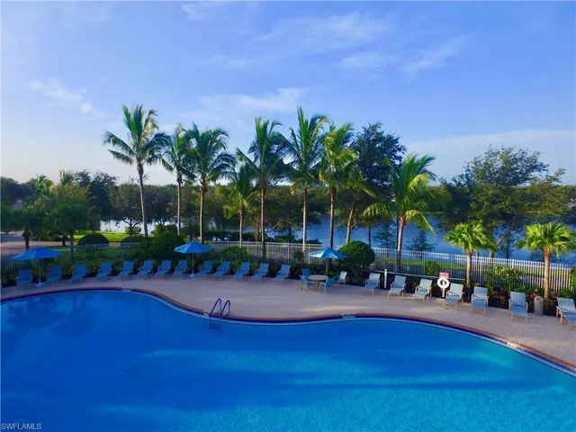 Villagewalk of Bonita Springs - Resort style pool