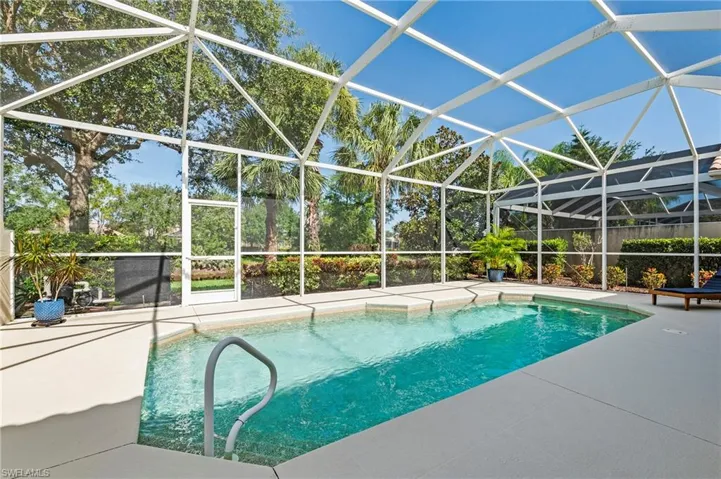 28864 Yellow Fin Trail Bonita Springs FL 34135 - Newer pool design