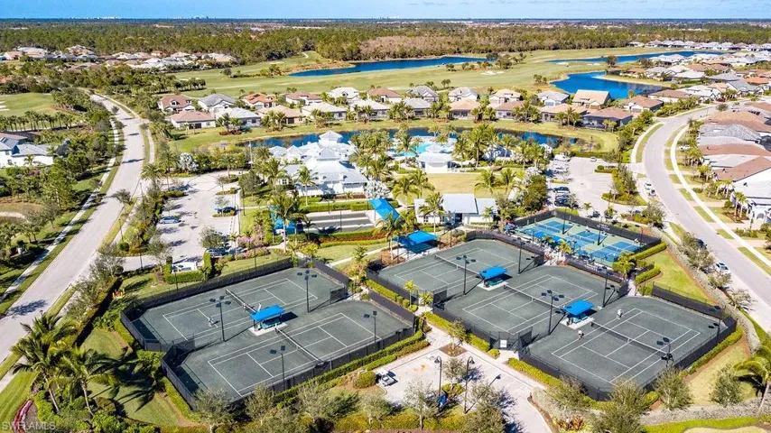 8912 Horned Lark Dr, Naples, Florida 34120