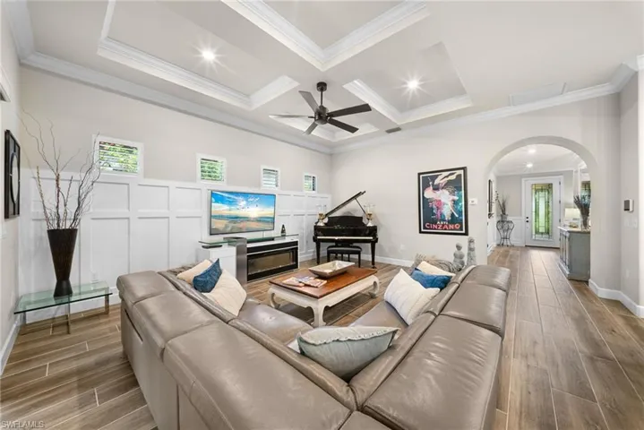8912 Horned Lark Dr, Naples, Florida 34120