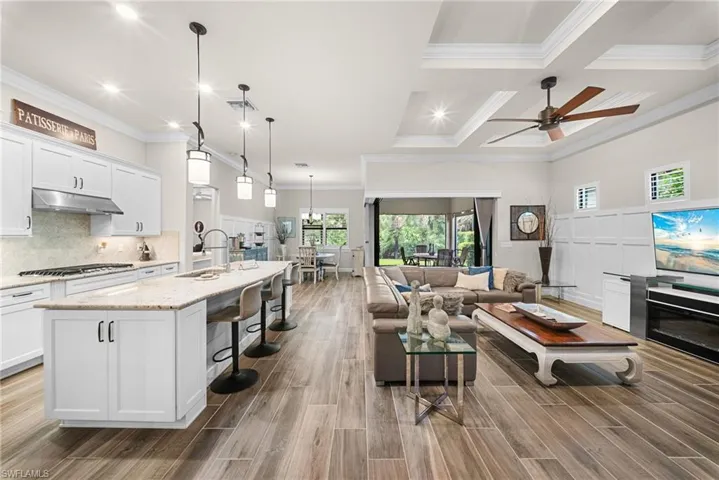 8912 Horned Lark Dr, Naples, Florida 34120