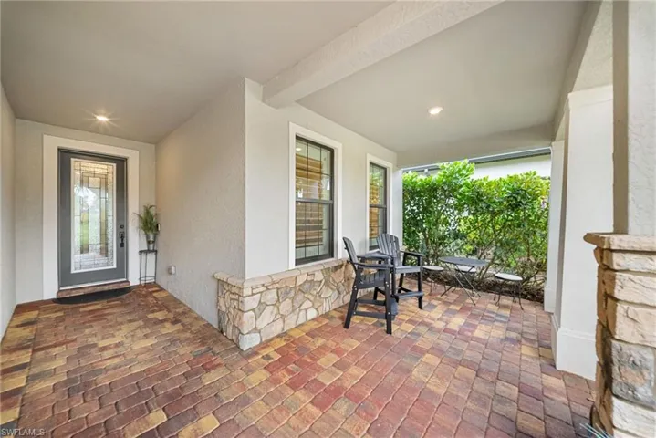 8912 Horned Lark Dr, Naples, Florida 34120