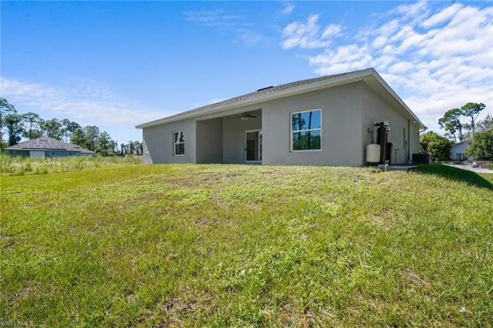810 Jackson Ave, Lehigh Acres, Florida 33972