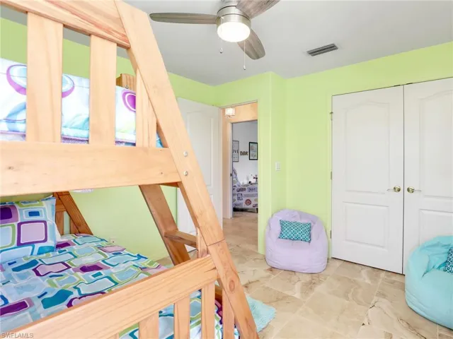 1800 SE 21st  ST, Cape Coral, FL 33990