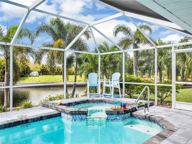 1800 SE 21st  ST, Cape Coral, FL 33990