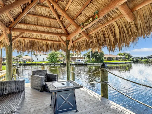 1800 SE 21st  ST, Cape Coral, FL 33990