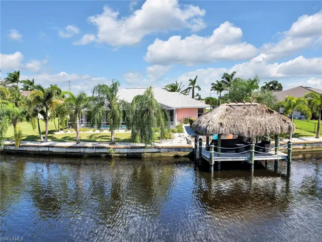 1800 SE 21st  ST, Cape Coral, FL 33990