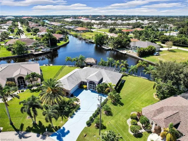1800 SE 21st  ST, Cape Coral, FL 33990