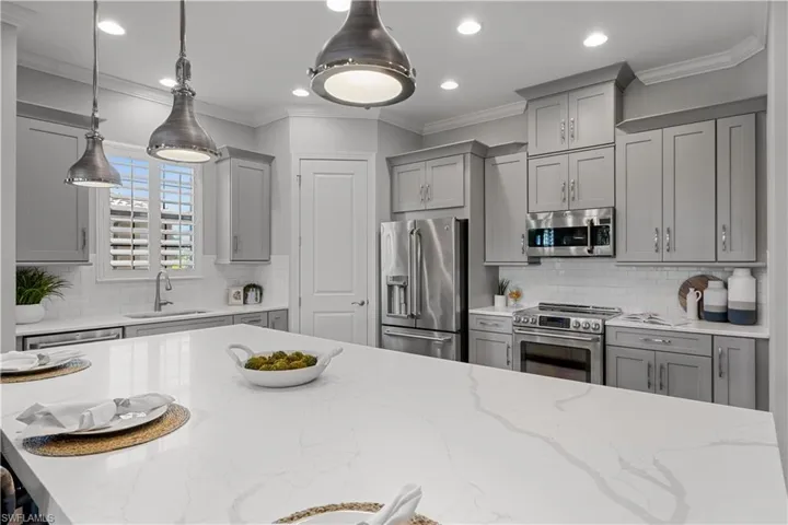 8761  Bellano  CT, Naples, FL 34119