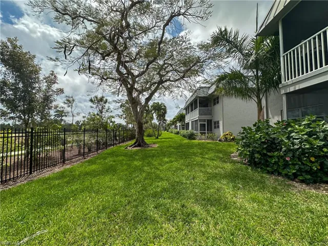 6777  Winkler  RD, Fort Myers, FL 33919