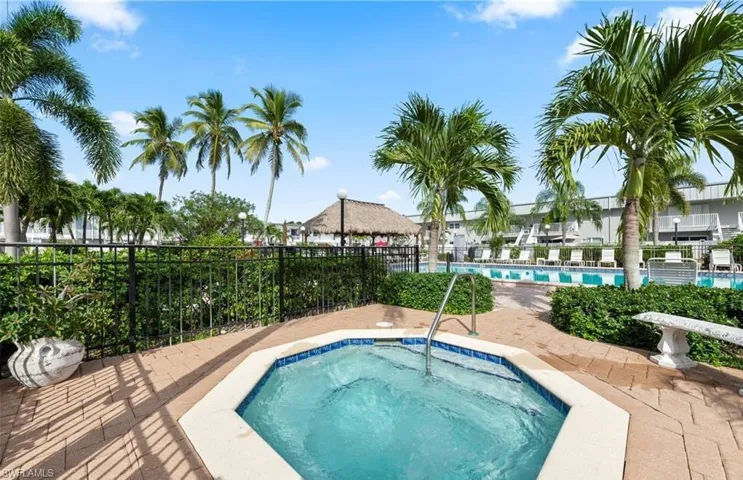 6777  Winkler  RD, Fort Myers, FL 33919