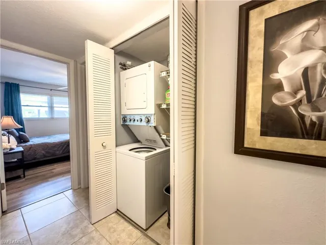 6777  Winkler  RD, Fort Myers, FL 33919