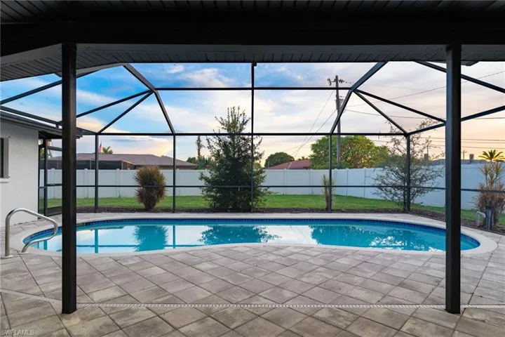 812 Se 34th St, Cape Coral, Florida 33904