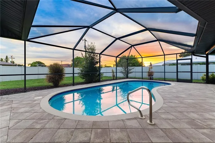 812 Se 34th St, Cape Coral, Florida 33904