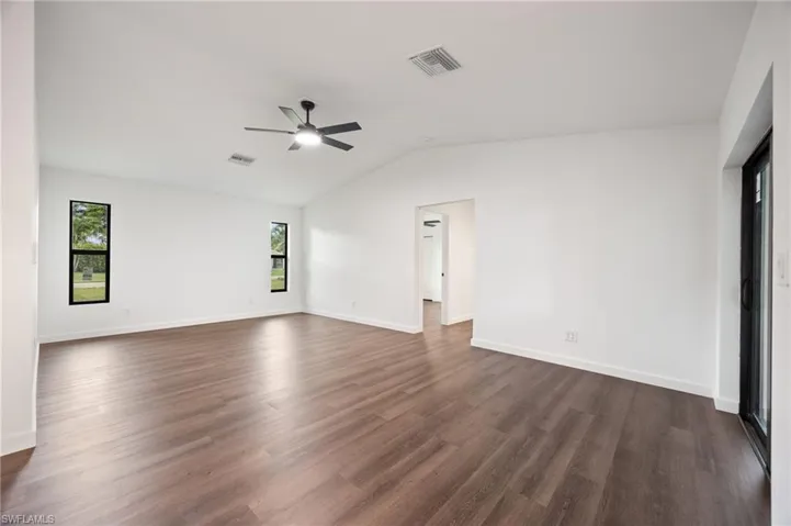 812 Se 34th St, Cape Coral, Florida 33904