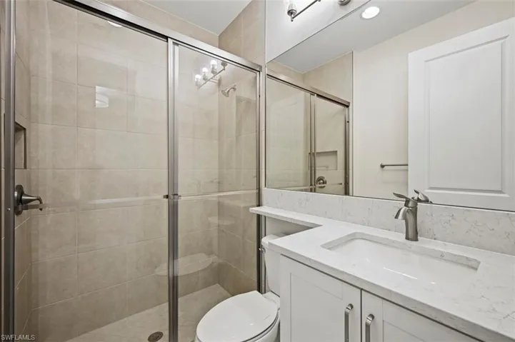 2nd Bathroom