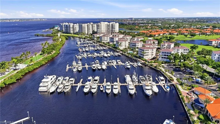 186 Slip Deep Water Marina