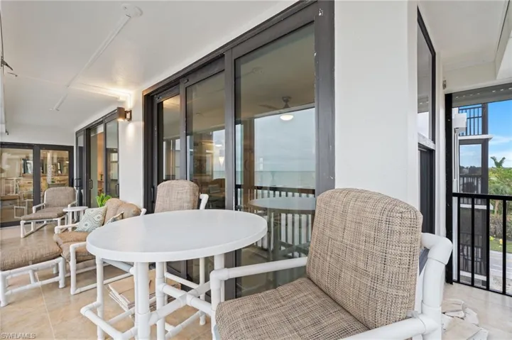 Balcony with outdoor dining area