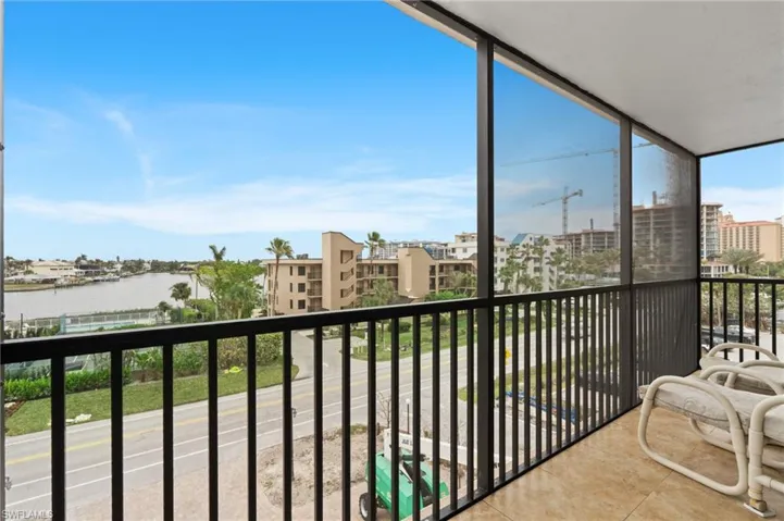 Balcony with a sunroom