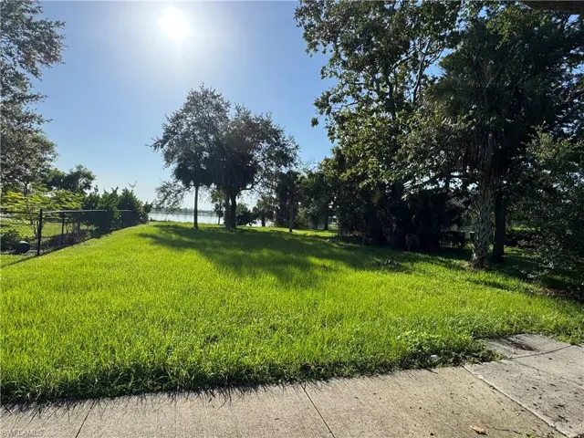 2990 Orange Grove Trl, Naples, Florida 34120