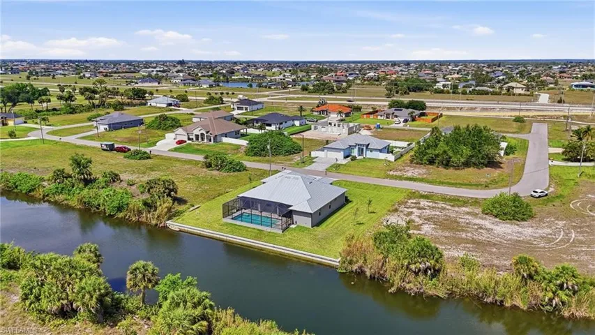 1825 Nw 31st Ave, Cape Coral, Florida 33993