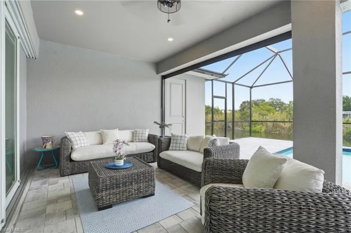 1825 Nw 31st Ave, Cape Coral, Florida 33993