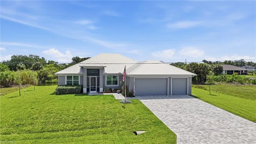1825 Nw 31st Ave, Cape Coral, Florida 33993
