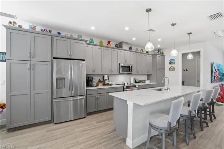 1825 Nw 31st Ave, Cape Coral, Florida 33993