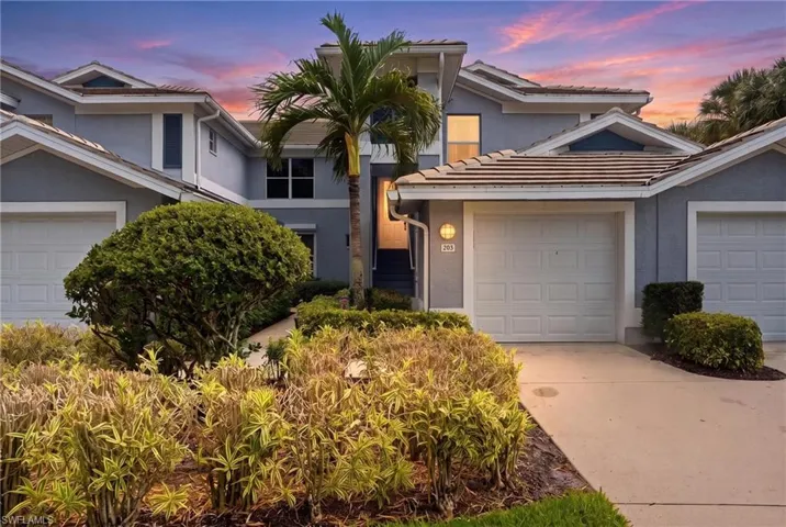 710 Tarpon Cove Dr 203, Naples, Florida 34110